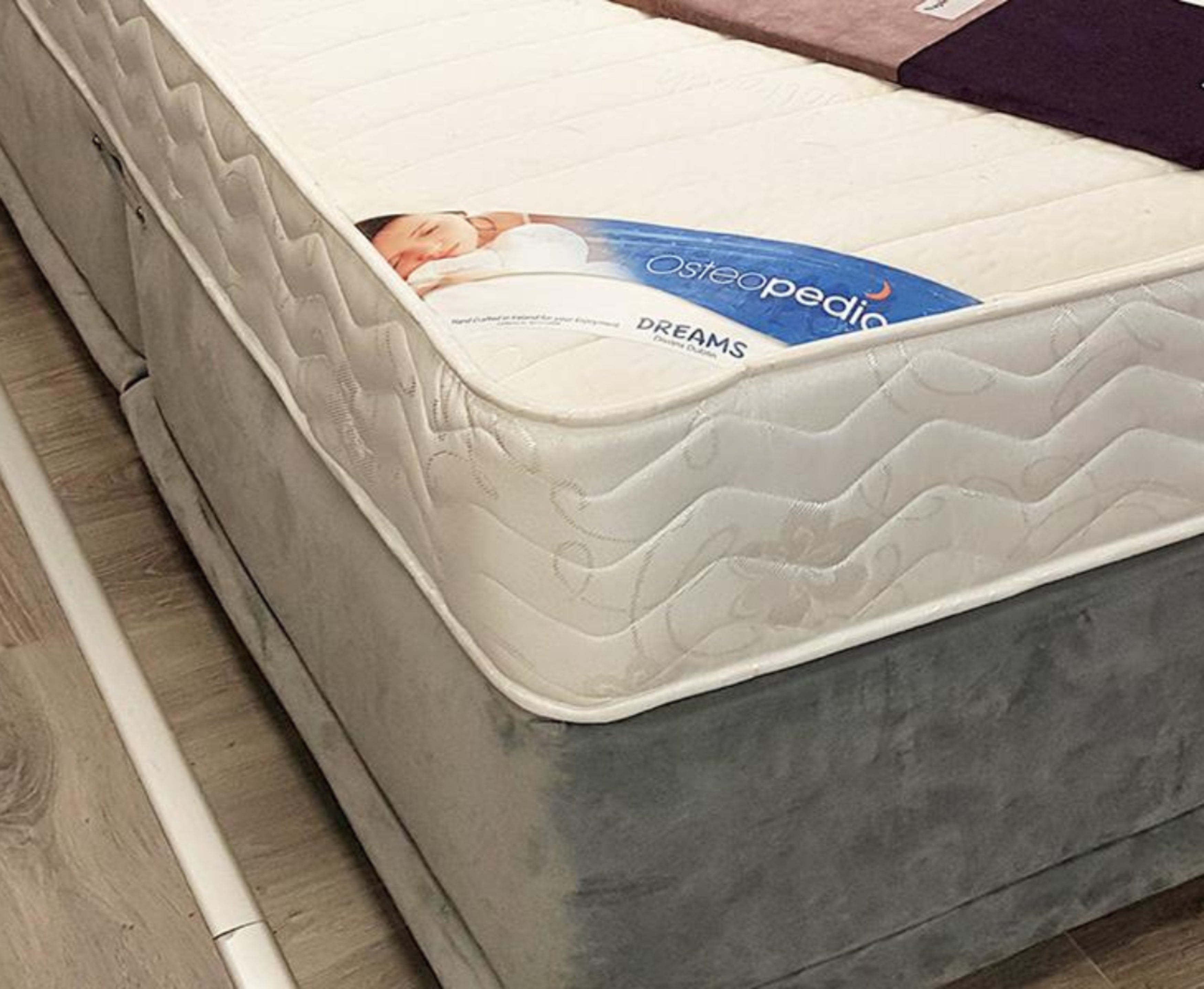 Chloe 5ft Memory Foam Mattress