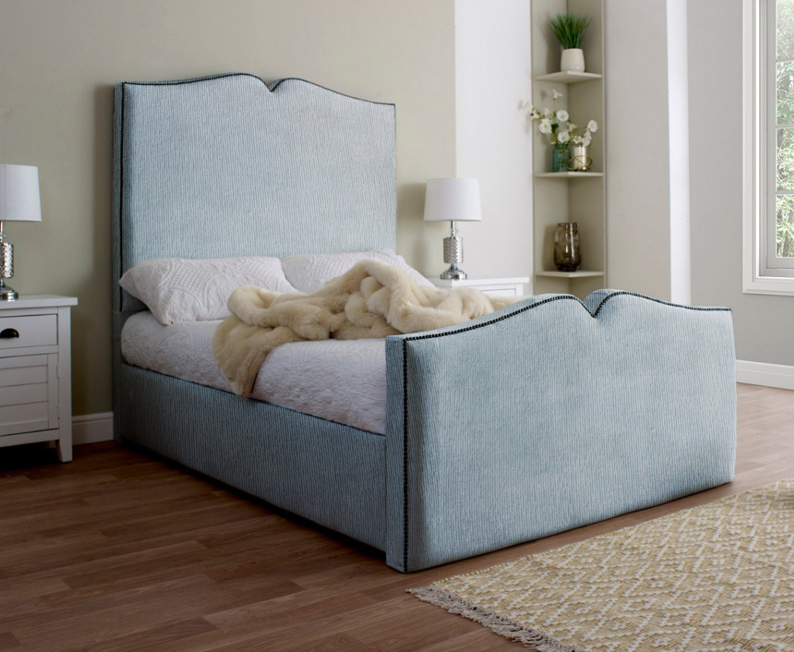 Love Heart 4ft Small Double Bed Frame - Velvet Cream