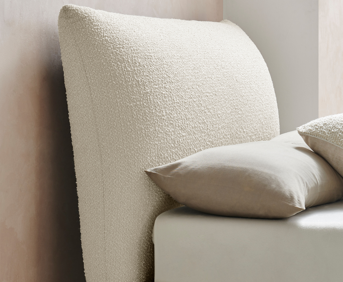 Luna Pillow 5ft Kingsize Bed Frame - Ivory