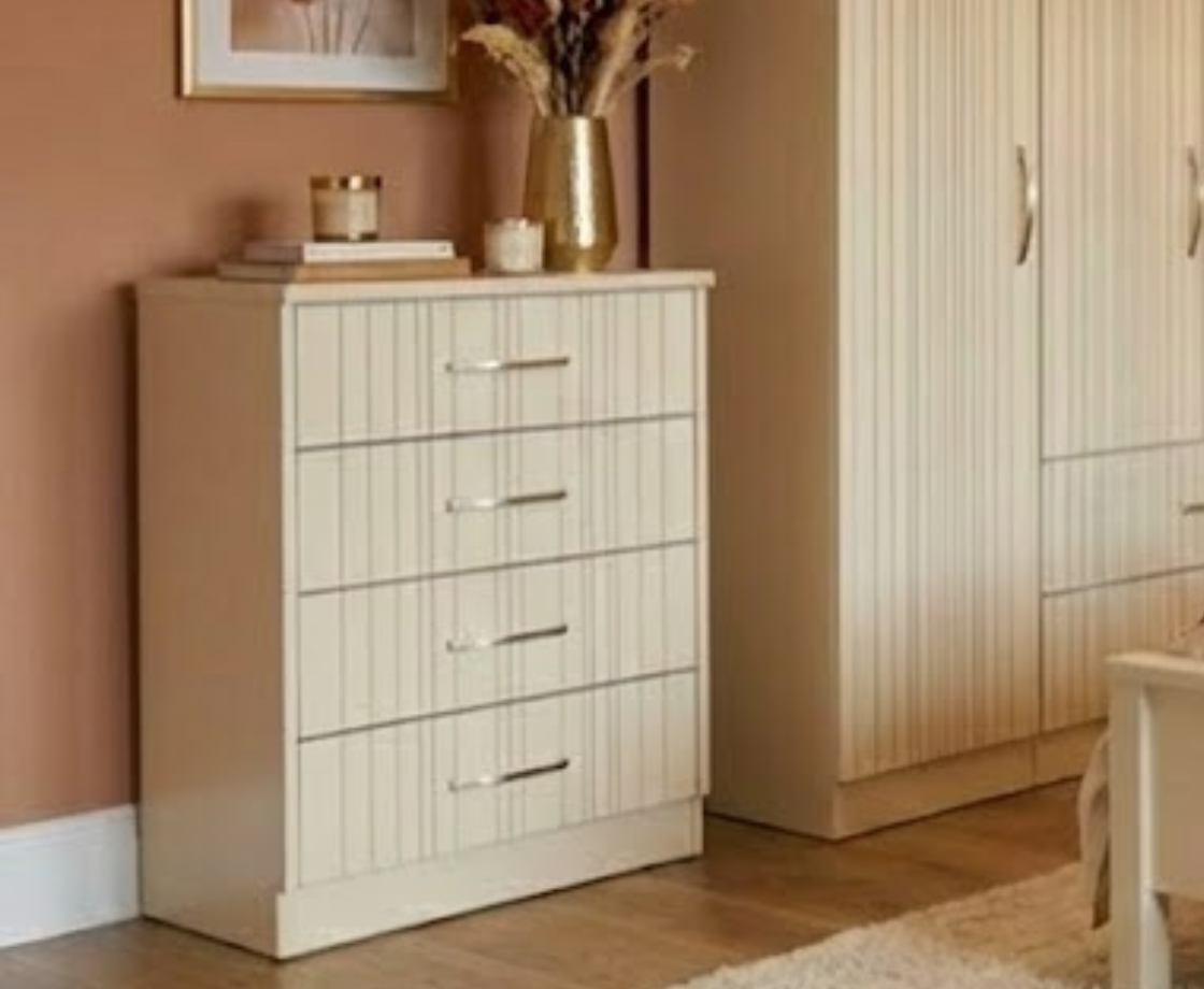 Rhee 6 Drawer Chest - Ivory