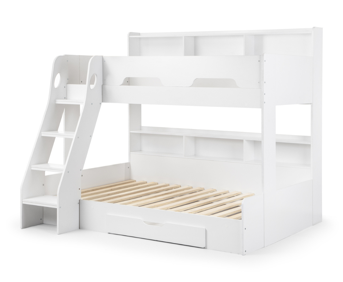 Titan Triple Sleeper - White