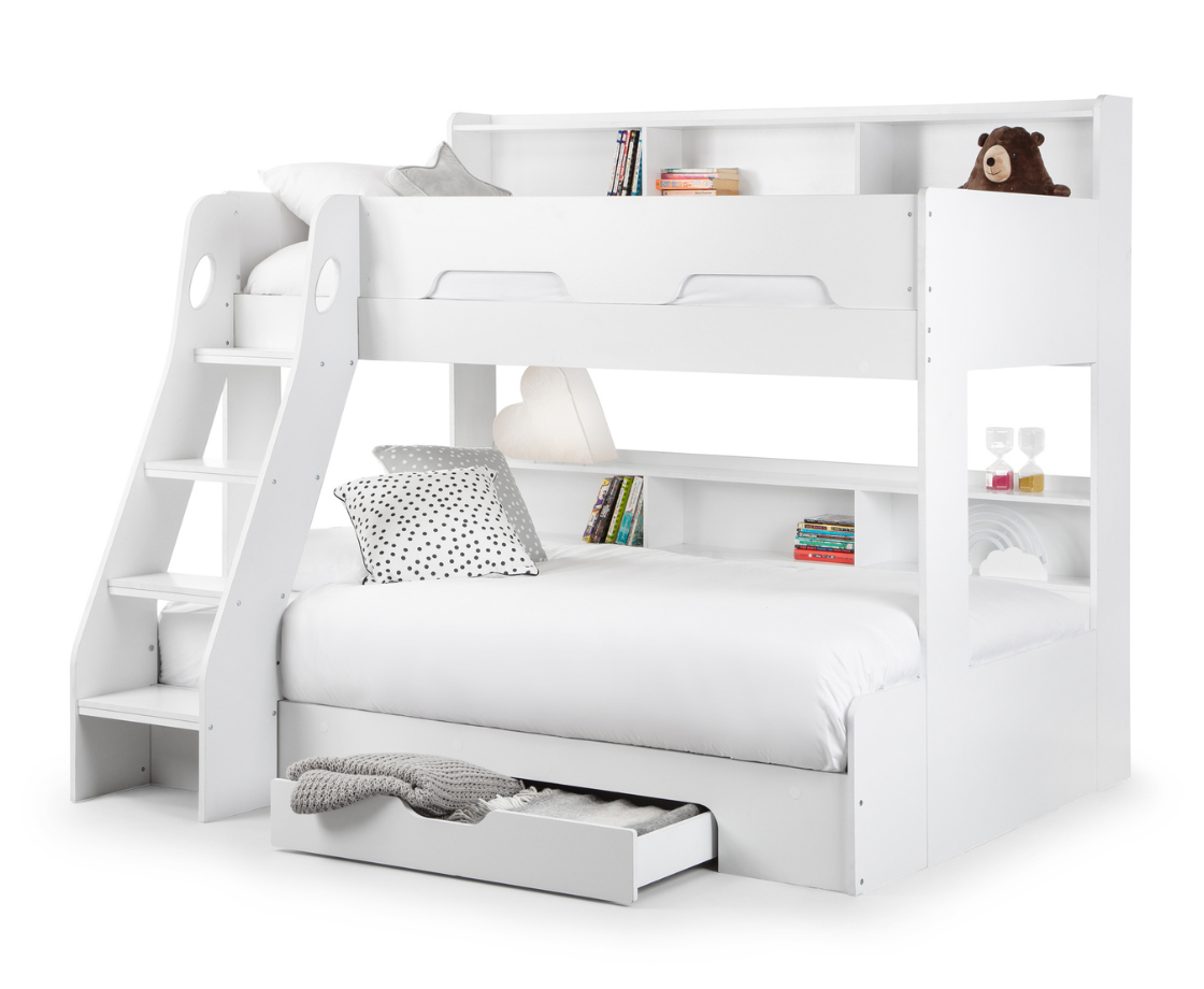 Titan Triple Sleeper - White